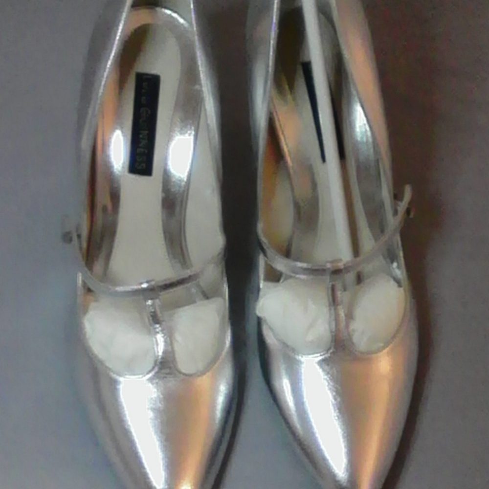 Lulu Guinness Vivienne silver pumps size 9